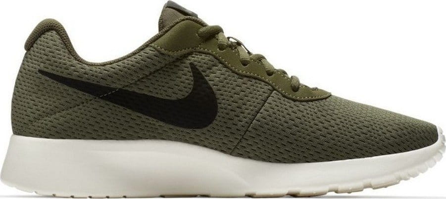 Nike tanjun se shoes cheap