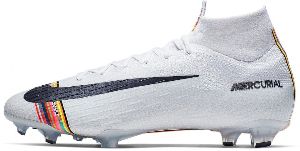 Mercurial blanche top